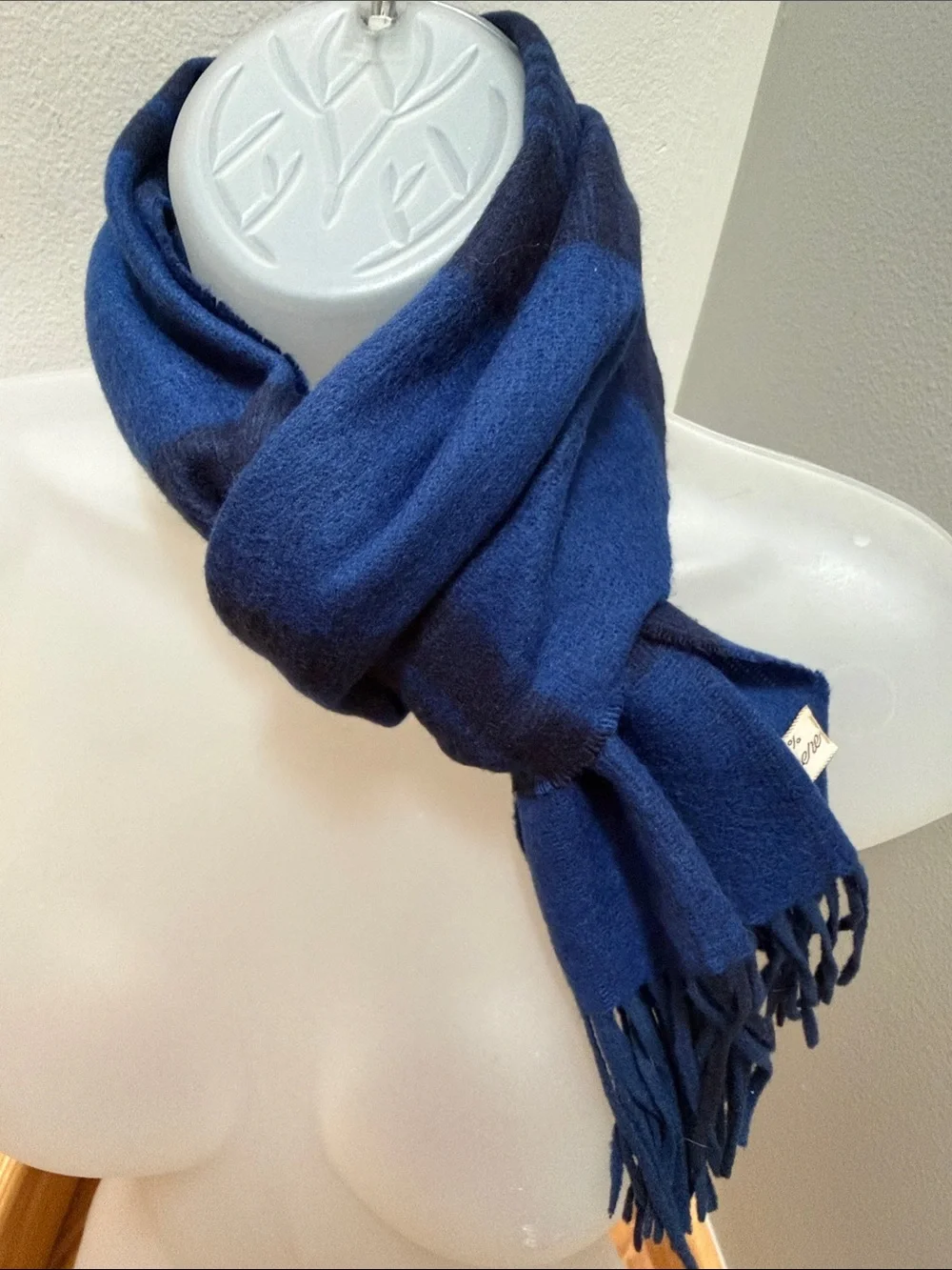 100% Cashmere Made in England Blue Striped Scarf with Fringe